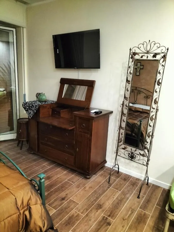 La Dimora Di Alex Apartment Naples